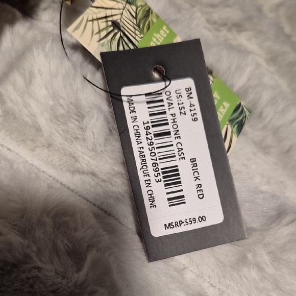 Badgley Mischka Burgundy Quilted Oval Phone Case - Picture 4 of 4